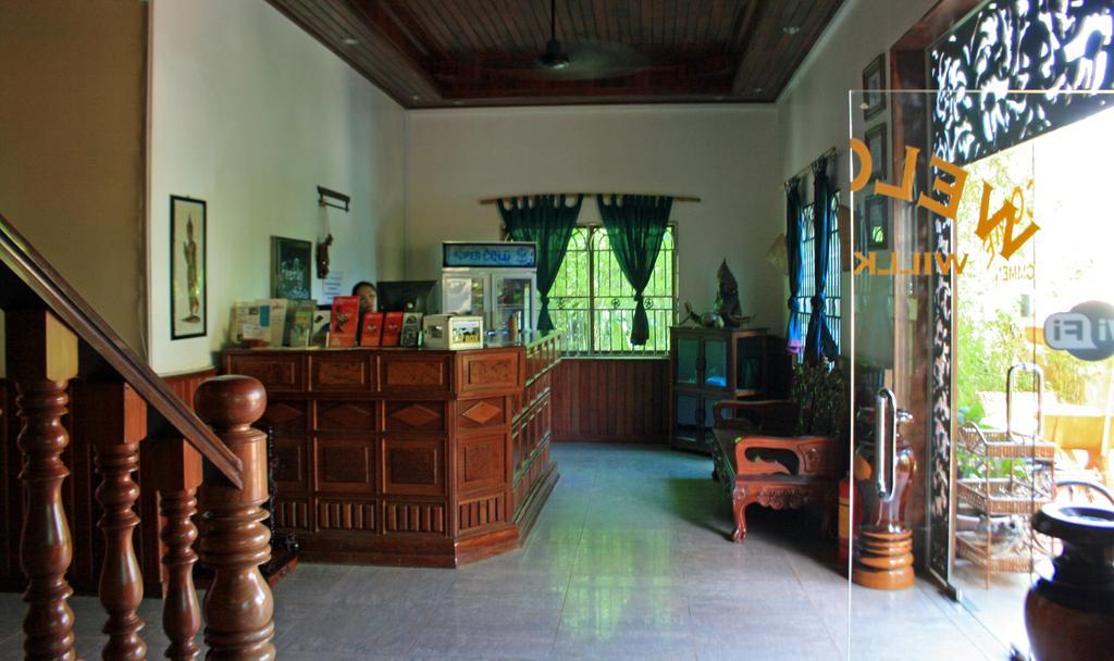 Firefly Guesthouse - The Berlin Angkor Сіємреап Екстер'єр фото