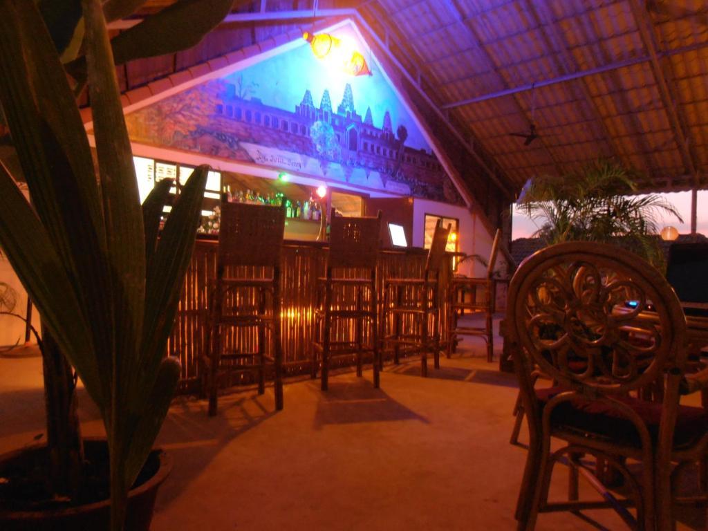Firefly Guesthouse - The Berlin Angkor Сіємреап Екстер'єр фото