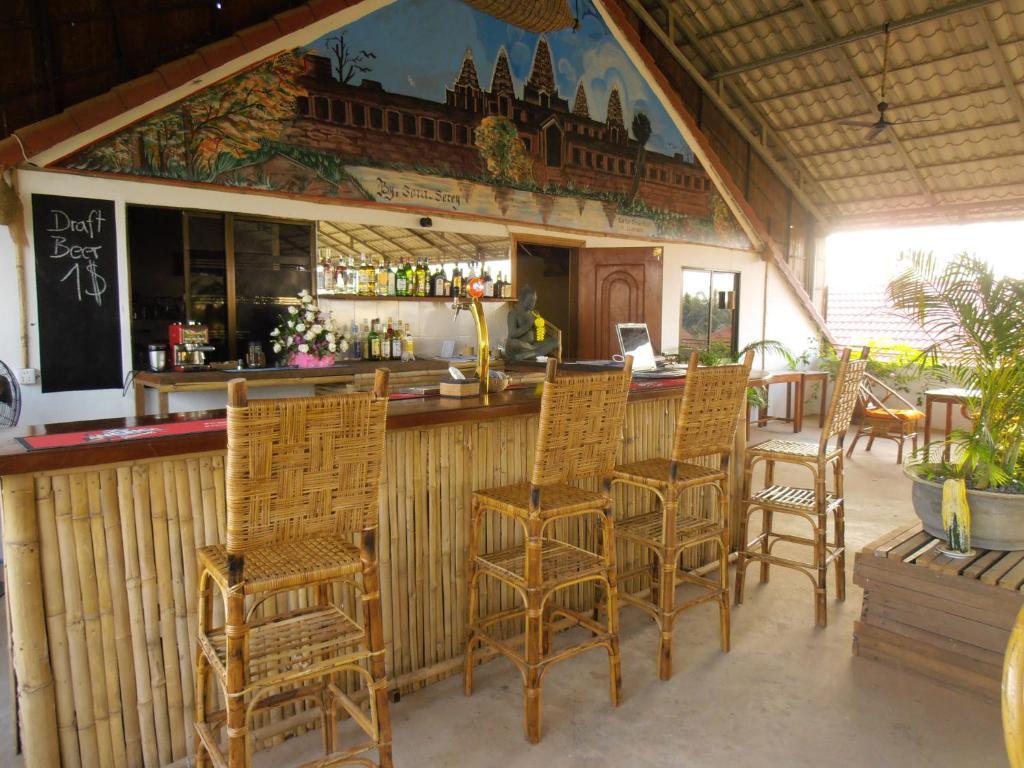 Firefly Guesthouse - The Berlin Angkor Сіємреап Екстер'єр фото