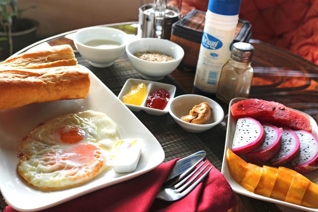 Firefly Guesthouse - The Berlin Angkor Сіємреап Екстер'єр фото