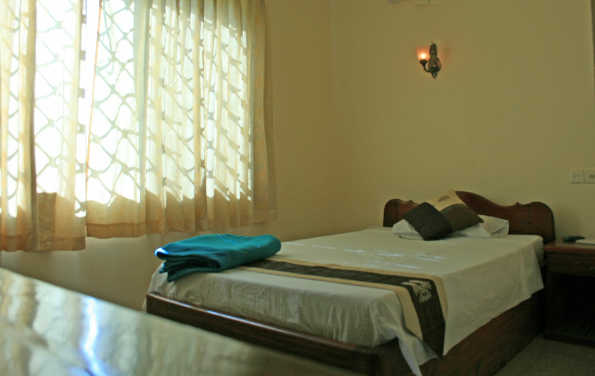 Firefly Guesthouse - The Berlin Angkor Сіємреап Екстер'єр фото